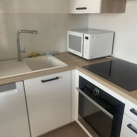 Tres Beau Duplex Avec Climatisation Et Piscine *